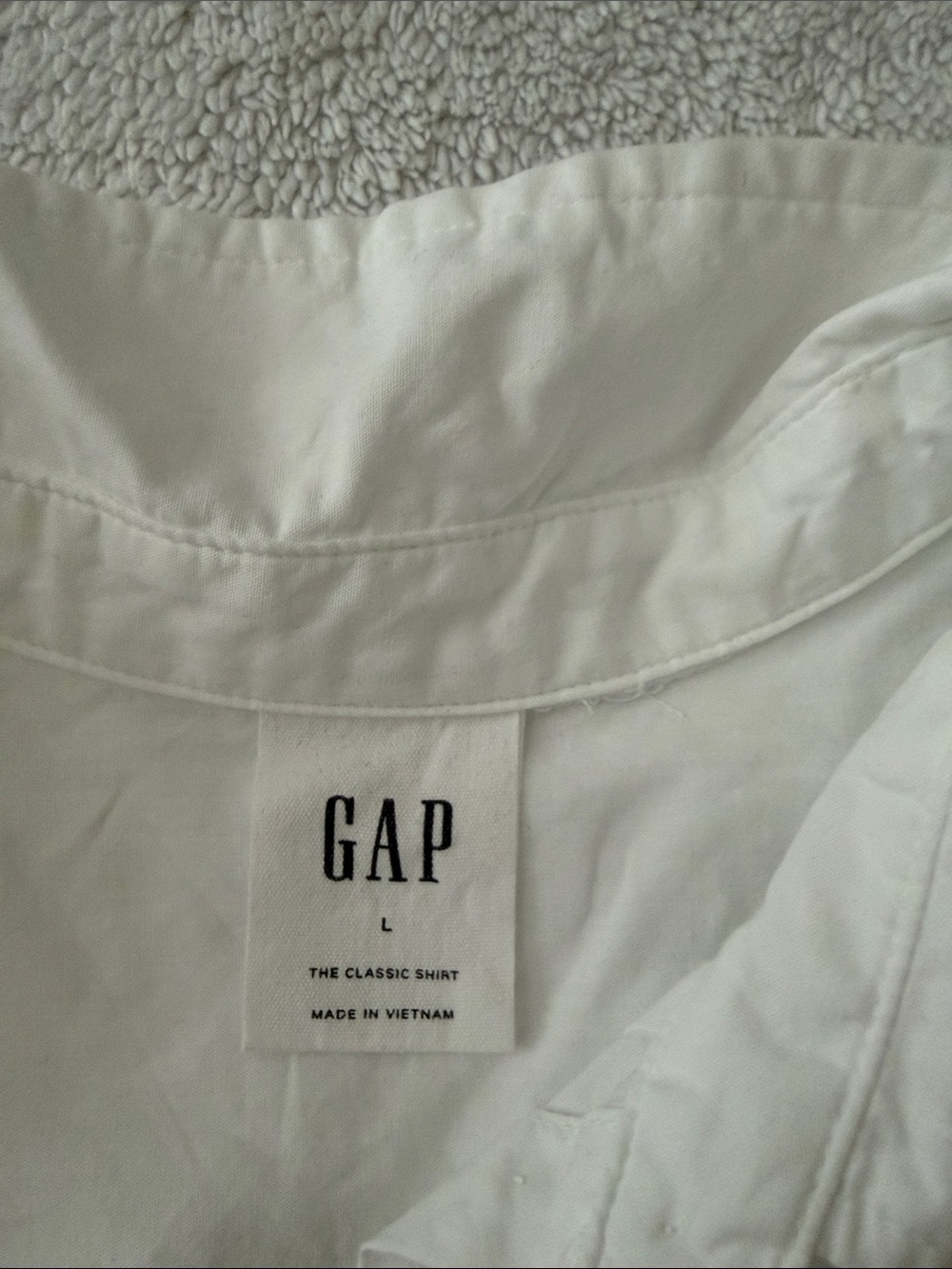 GAP White Pleated Button-Up Blouse - Picture 2 of 2